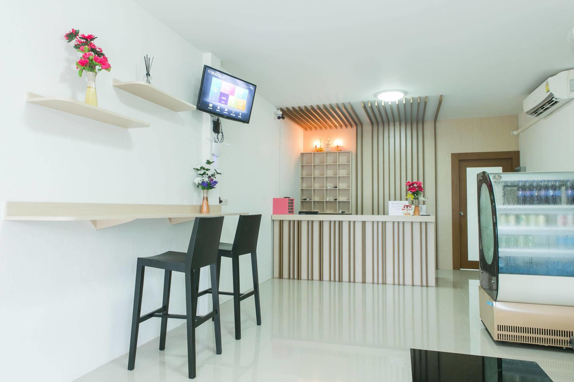 Cheaper Room Surat Thani Buitenkant foto